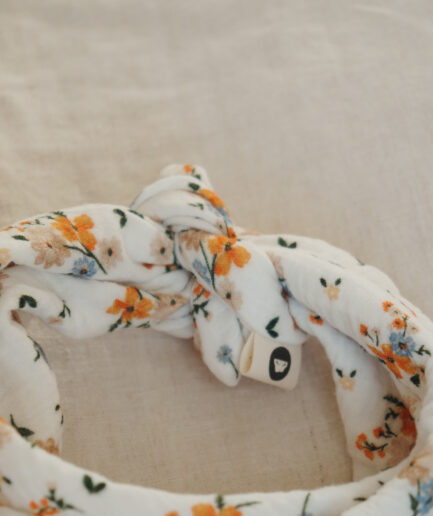 Foulard pour adulte et enfant en tissu florilège