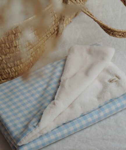 Couverture douceur Vichy bleu