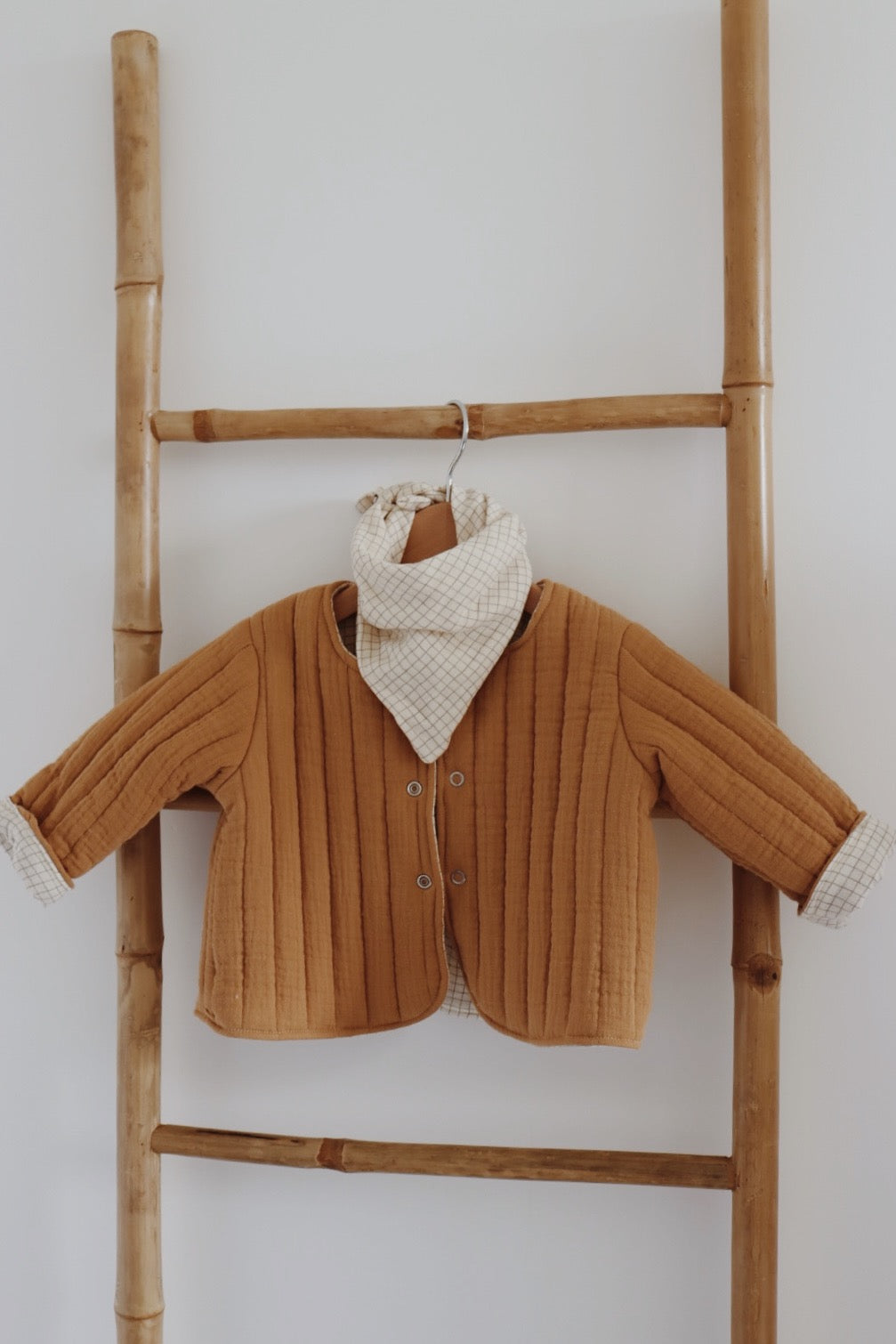 Vestes matelassées avec manches enfant Écolier/Camel Taille 18 mois