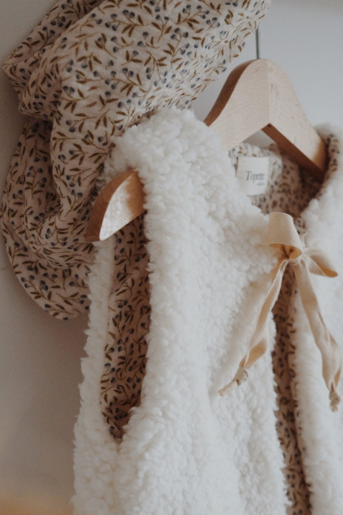 Gilet de berger Feuilles d'olivier Taille 6 mois