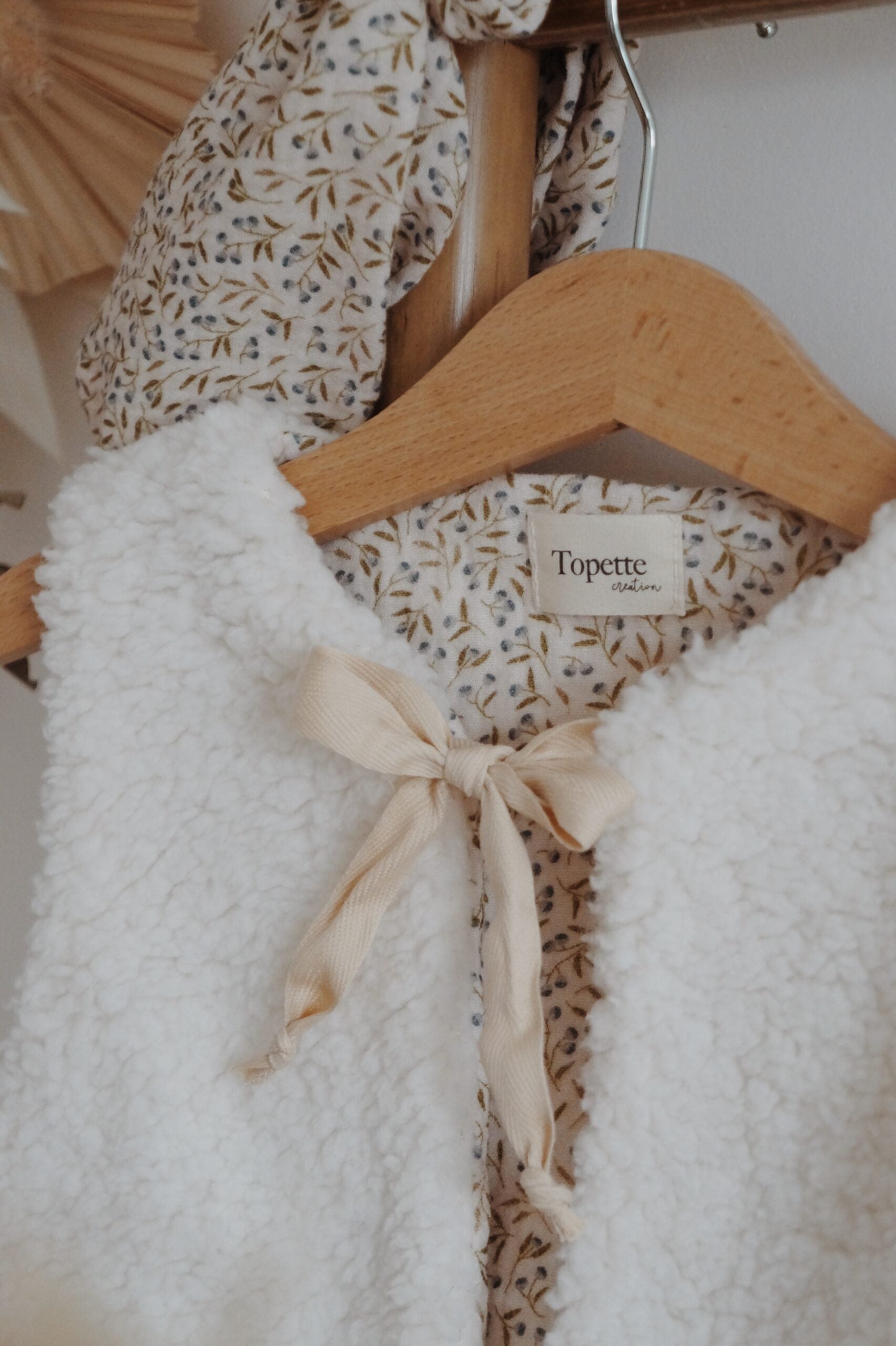 Gilet de berger Feuilles d'olivier Taille 6 mois