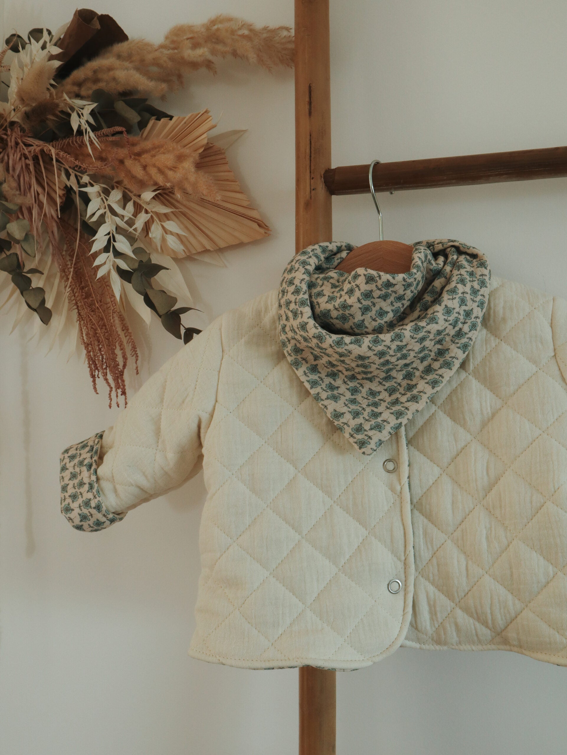 Veste matelassée avec manches enfant Crème/Bloom Taille 36 mois